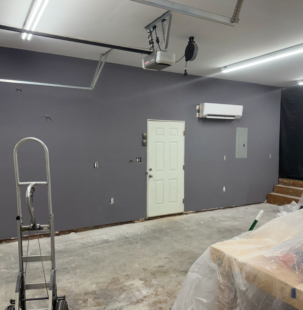 Interior painting by Victor Handyman Pro