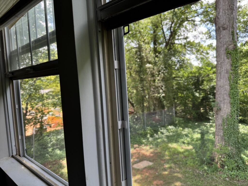 Window Screen project by Victor Handyman Pro